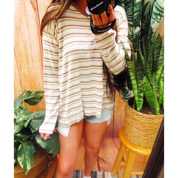 Cozy striped slouchy ribbed knit sweater 🍂 - Picture 3 of 6